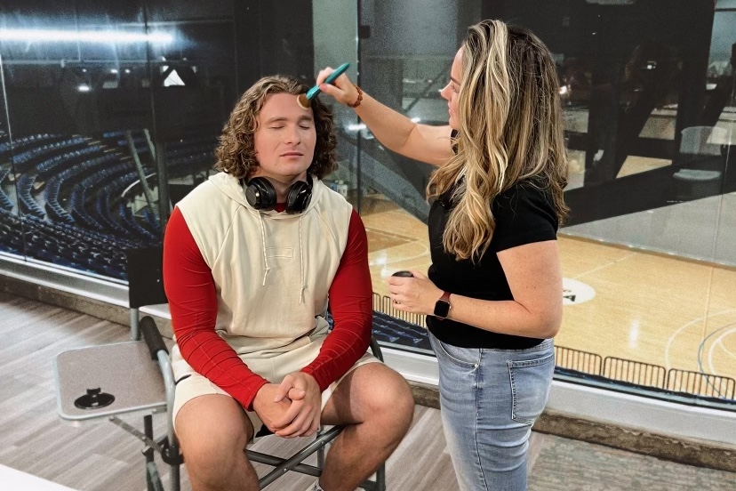 Former KU football player appears briefly in commercial with Patrick